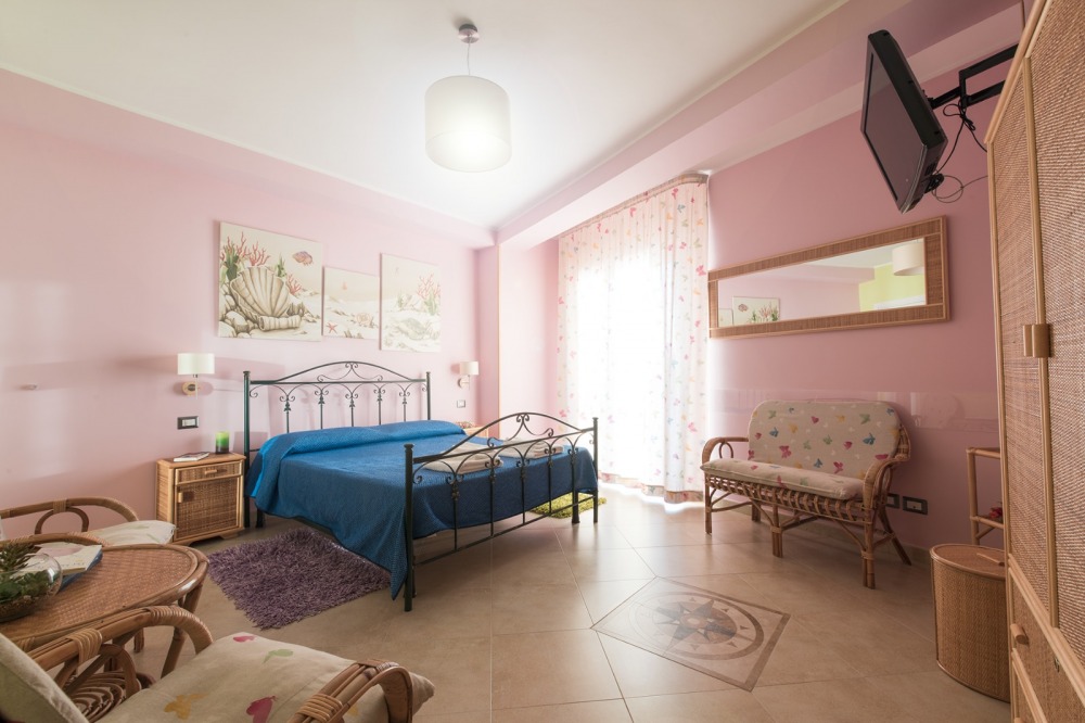 camera-scilla-rosa-dei-venti-sunshine-bb